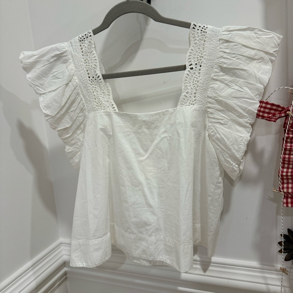 By Anthropologie / White Embroidered
Peasant Top / NWT Size M - Picture 6 of 16